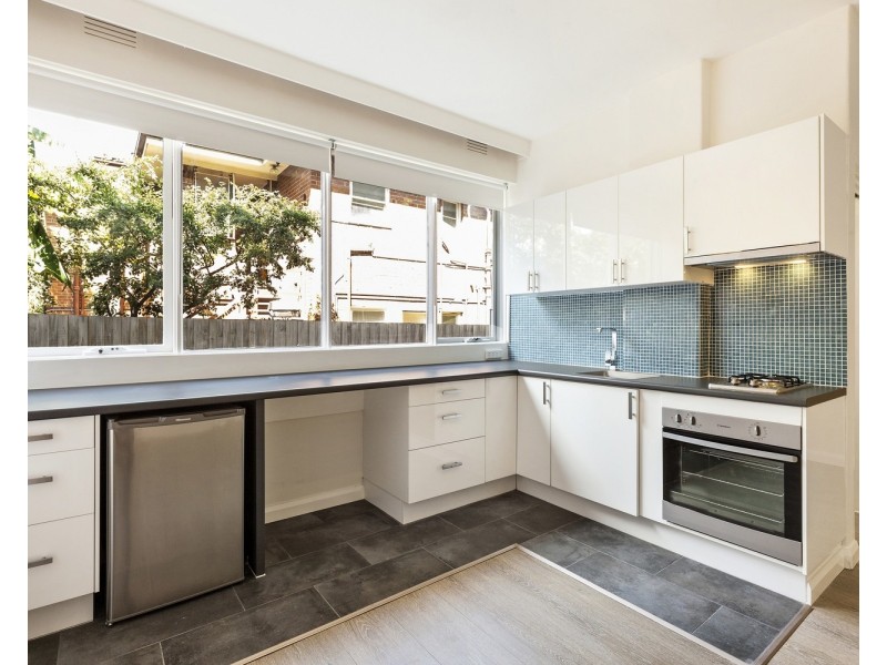 9/116 Inkerman Street, St Kilda East VIC 3183