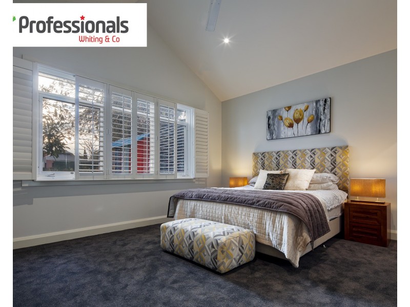 17 Violet Crescent, Brighton East VIC 3187