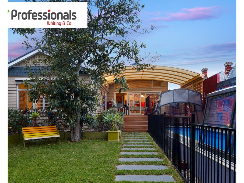 17 Violet Crescent, Brighton East VIC 3187