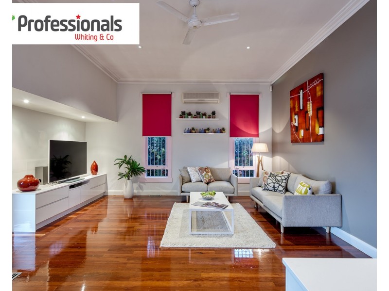 17 Violet Crescent, Brighton East VIC 3187