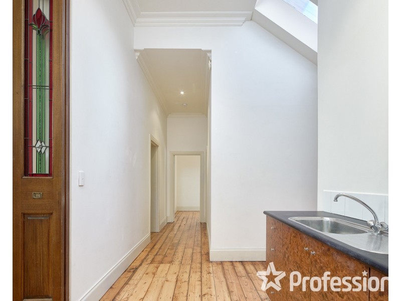 2/33 Grey Street, St Kilda VIC 3182