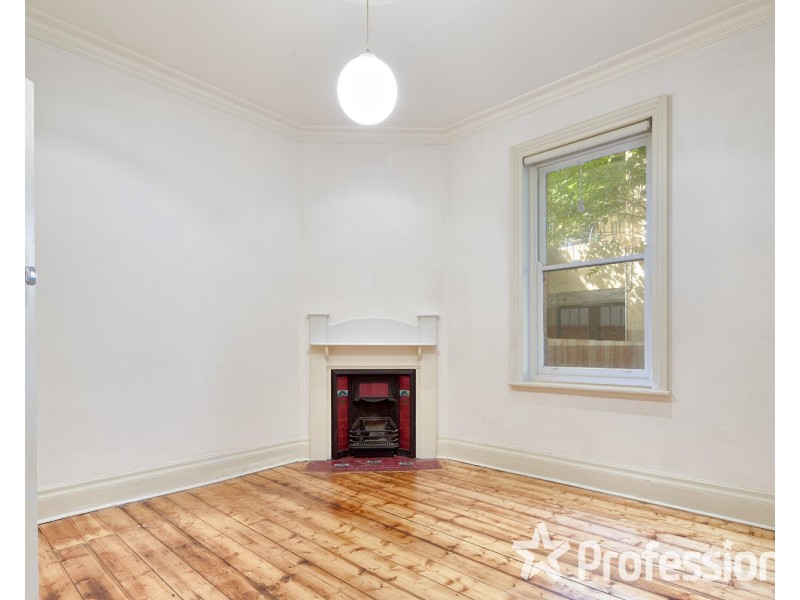 2/33 Grey Street, St Kilda VIC 3182