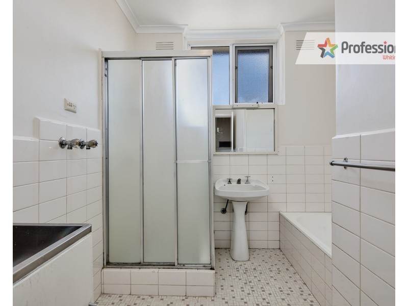 14/2 Dickens Street, Elwood VIC 3184