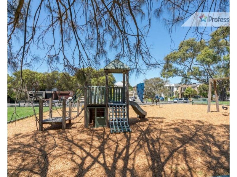 34 Gala Supreme Close, Mordialloc VIC 3195