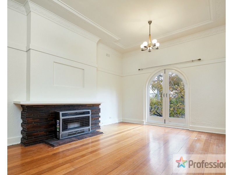 4/292 Barkly Street, St Kilda VIC 3182