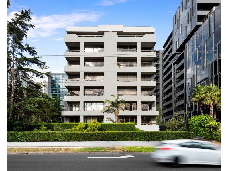 4/73 Queens Road, Melbourne VIC 3004