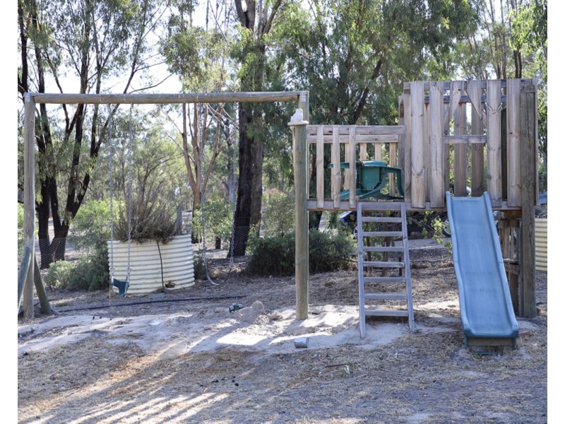 80 Baynes Road, Murchison VIC 3610