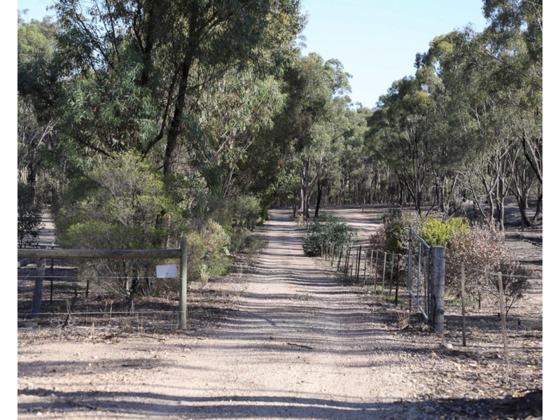 80 Baynes Road, Murchison VIC 3610