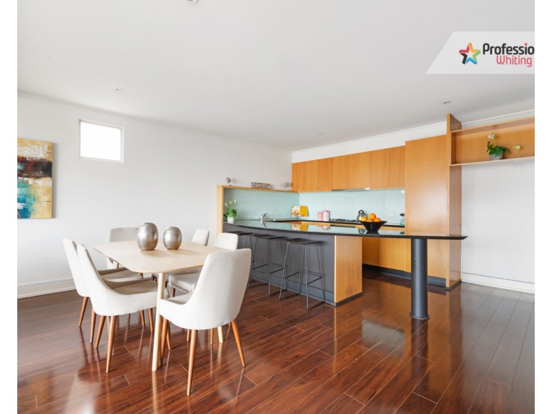 12/21 Marine Parade, St Kilda VIC 3182