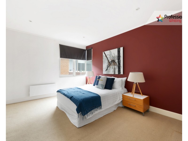 12/21 Marine Parade, St Kilda VIC 3182