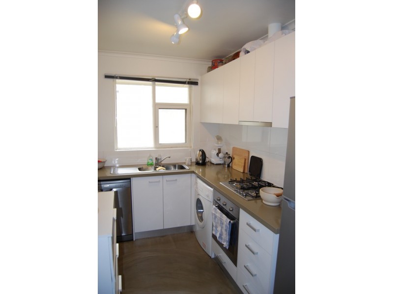 6/16 Daley Street, Elwood VIC 3184