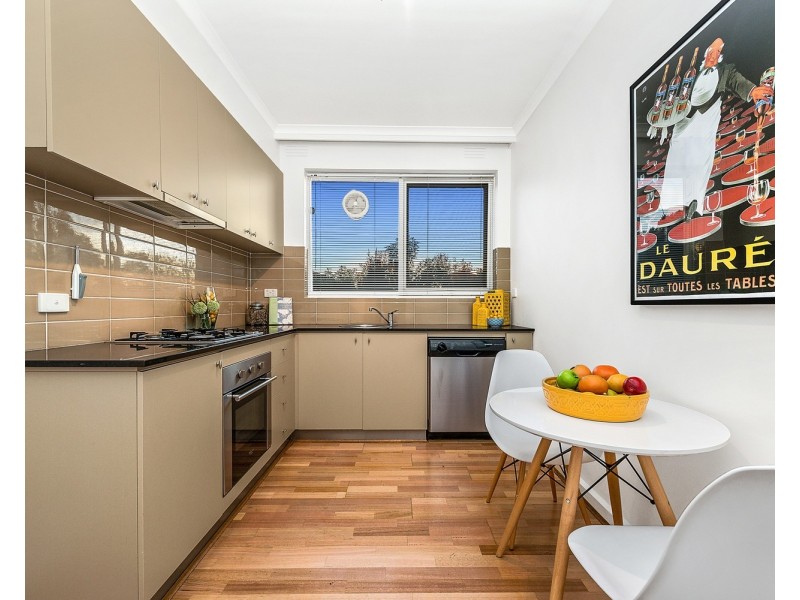 2/2 Hertford Street, St Kilda East VIC 3183
