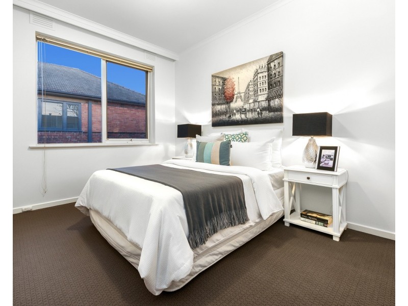2/2 Hertford Street, St Kilda East VIC 3183