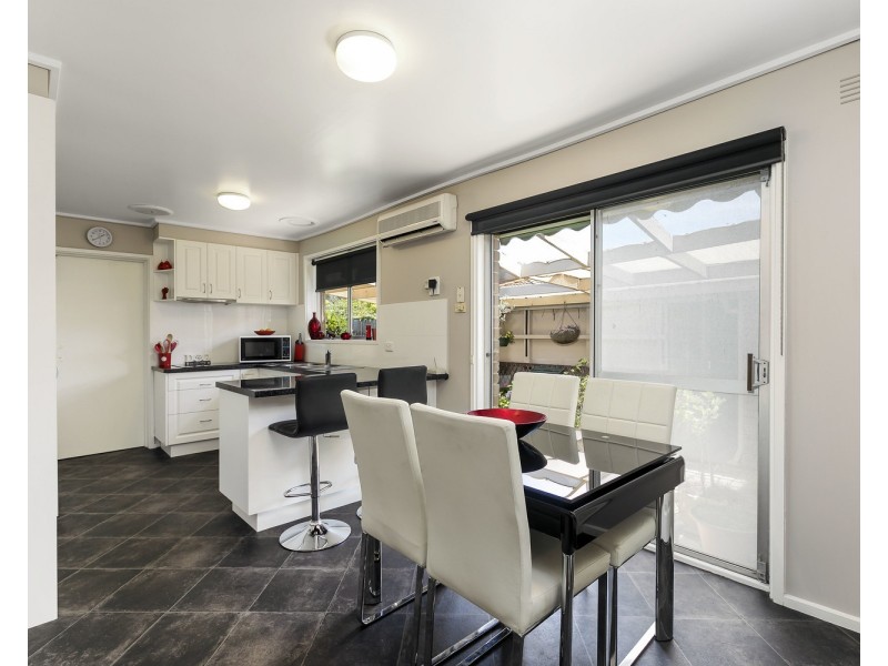 24 Willow Avenue, Cheltenham VIC 3192