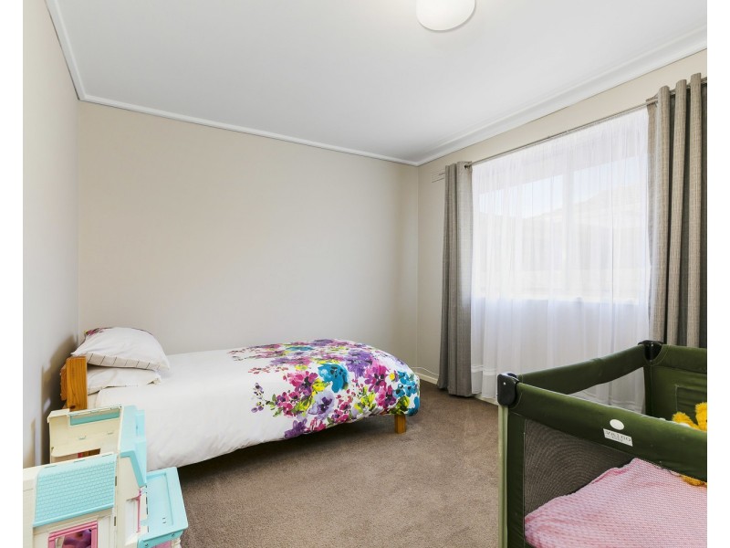 24 Willow Avenue, Cheltenham VIC 3192