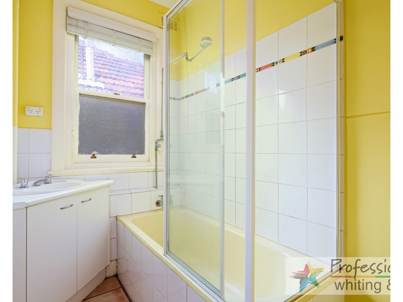 3/16 Marine Parade, St Kilda VIC 3182