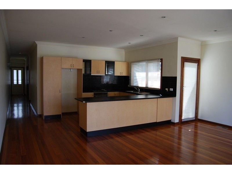 9 Marlborough Street, St Kilda East VIC 3183