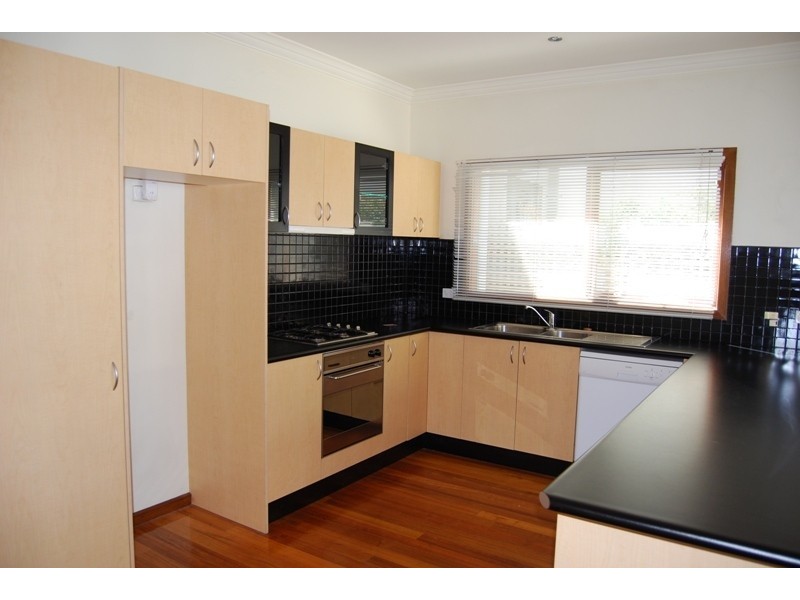 9 Marlborough Street, St Kilda East VIC 3183