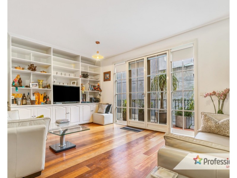 70/151-153 Fitzroy Street, St Kilda VIC 3182