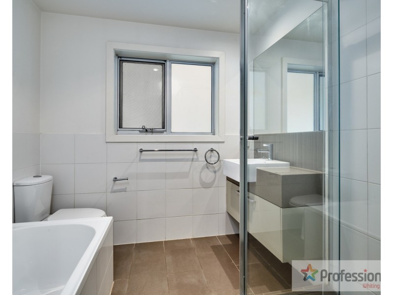 2/331 Orrong Road, St Kilda East VIC 3183