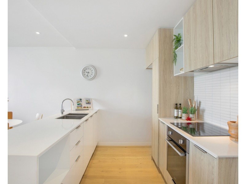 2410/3-5 St Kilda Road, St Kilda VIC 3182