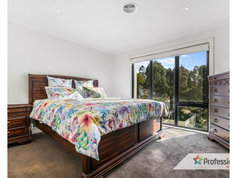 3 Edinburgh Circuit, Bundoora VIC 3083