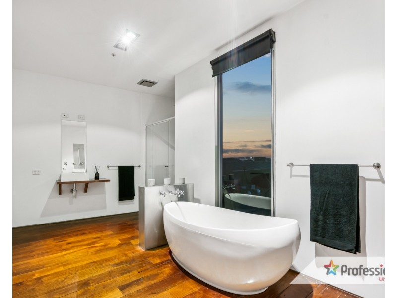 106 Maribyrnong Street, Footscray VIC 3011