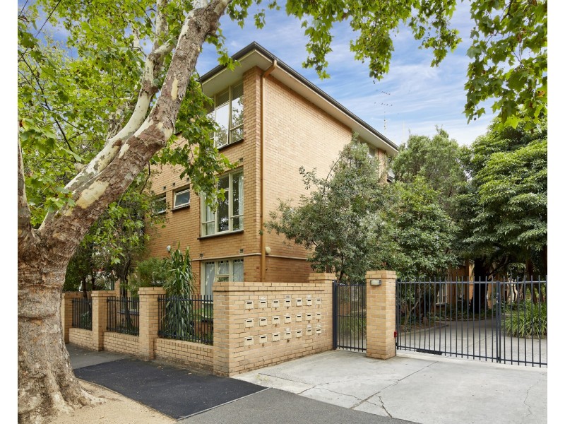 3/10 Acland Street, St Kilda VIC 3182