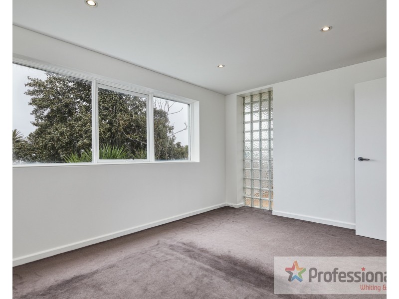 8/318 Beaconsfield Parade, St Kilda VIC 3182