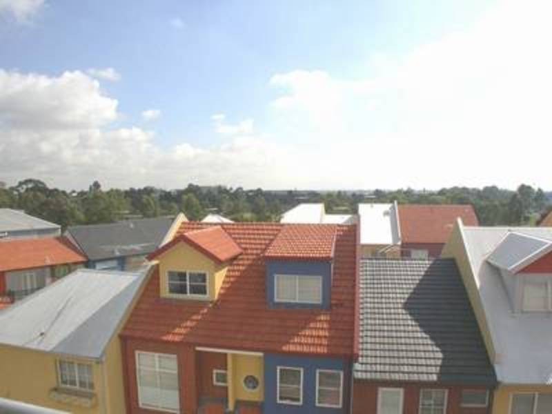 30/99 Brickworks Drive, Brunswick VIC 3056