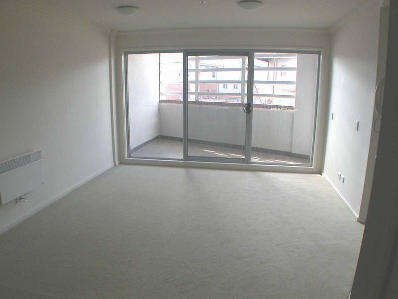 4/99 Brickworks Drive, Brunswick VIC 3056