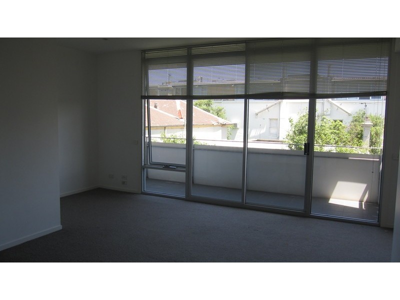 16/52 Fitzroy Street, St Kilda VIC 3182