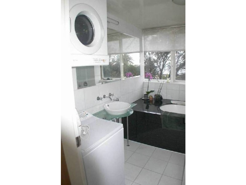 13/189 Beaconsfield Parade, Middle Park VIC 3206