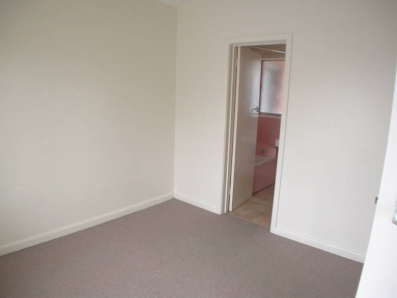 2/17 Octavia Street, St Kilda VIC 3182