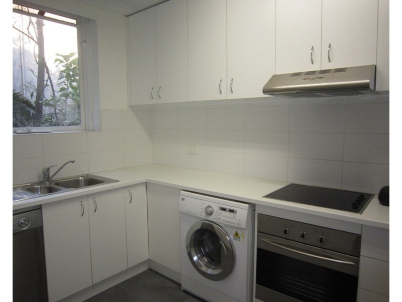 1/19-21 Dalgety Street, St Kilda VIC 3182