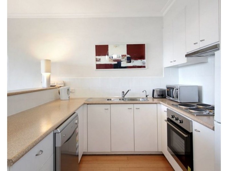 21/4 Alfreq Square, St Kilda VIC 3182