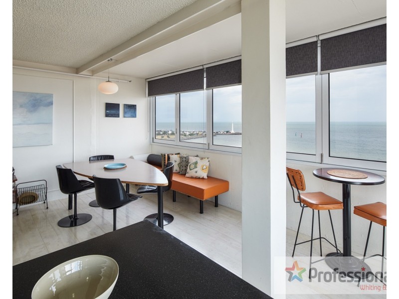 6b/12 Marine Parade, St Kilda VIC 3182