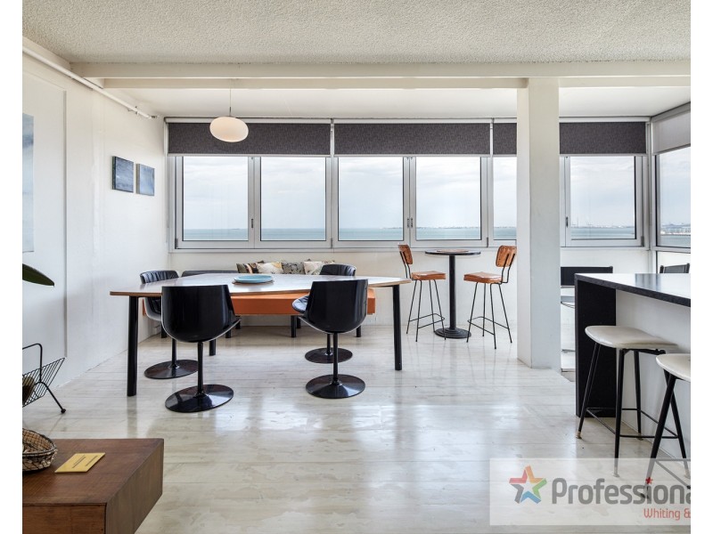 6b/12 Marine Parade, St Kilda VIC 3182