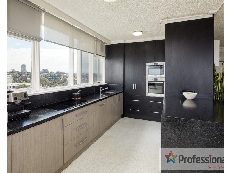 6b/12 Marine Parade, St Kilda VIC 3182