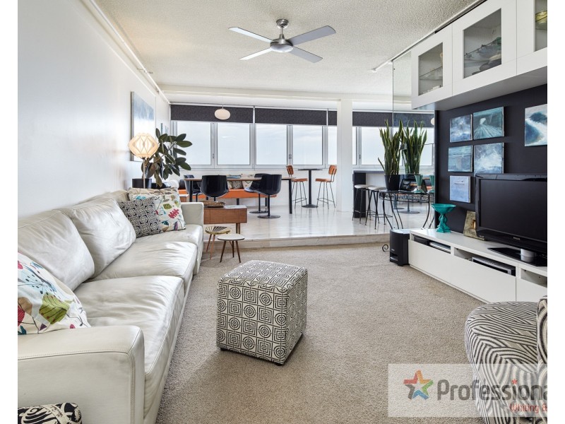 6b/12 Marine Parade, St Kilda VIC 3182