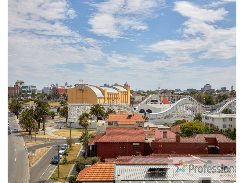 6b/12 Marine Parade, St Kilda VIC 3182