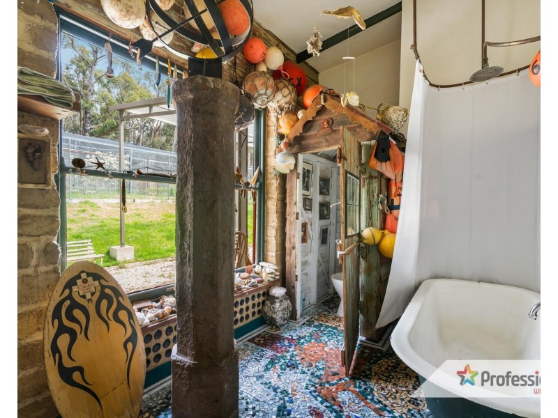 50 Showlers Road, Benloch VIC 3435