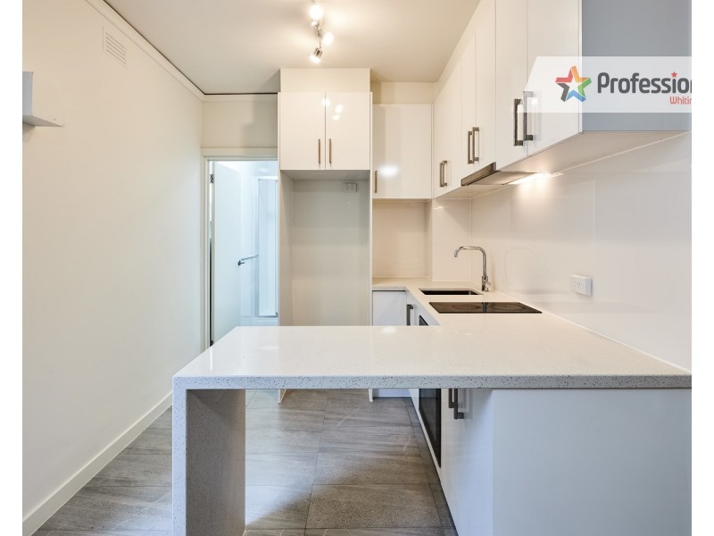 2/239 Canterbury Road, St Kilda VIC 3182