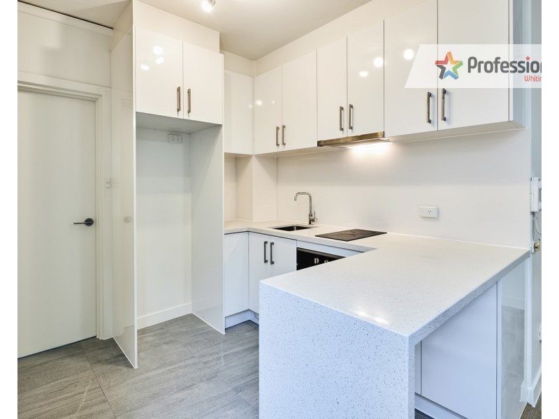 2/239 Canterbury Road, St Kilda VIC 3182