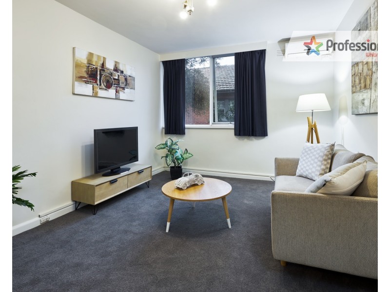 14/180 Barkly Street, St Kilda VIC 3182