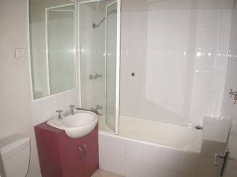 12/254 Dandenong Road, St Kilda East VIC 3183