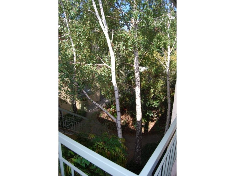 9/6 Westbeach Road, St Kilda VIC 3182