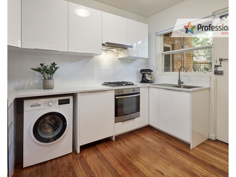 2/3 Woonsocket Court, St Kilda VIC 3182