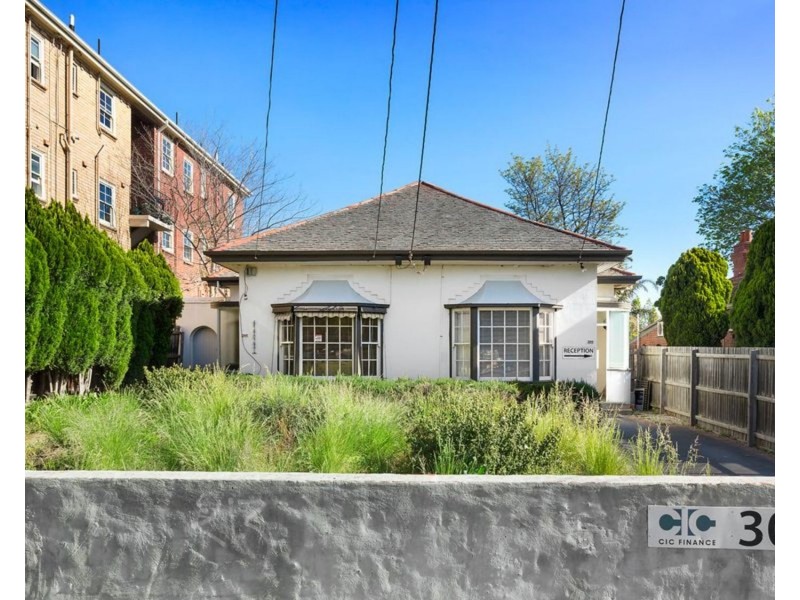 300 Dandenong Road, St Kilda East VIC 3183