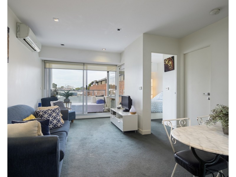 217/135 Inkerman Street, St Kilda VIC 3182